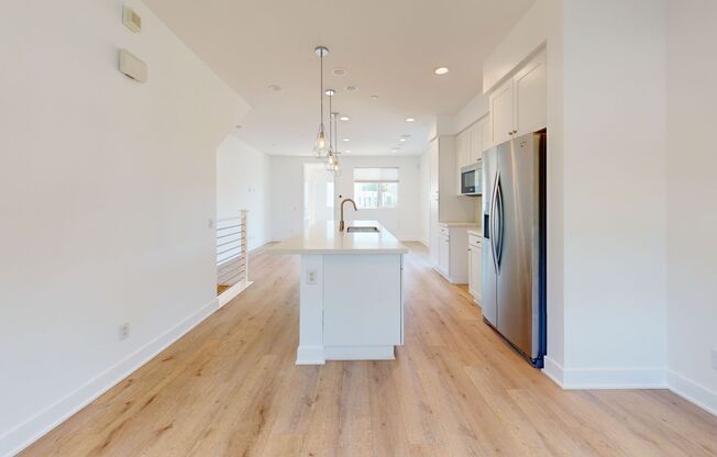 Modern 2 Bedroom 2.5 Bathroom Highland Park Luxury Condo for rent! Corner Unit.