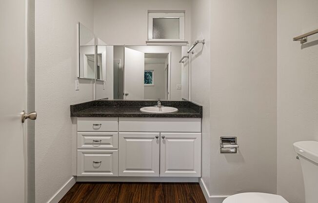 2 beds, 2 baths, 1,000 sqft, $1,575, Unit 045