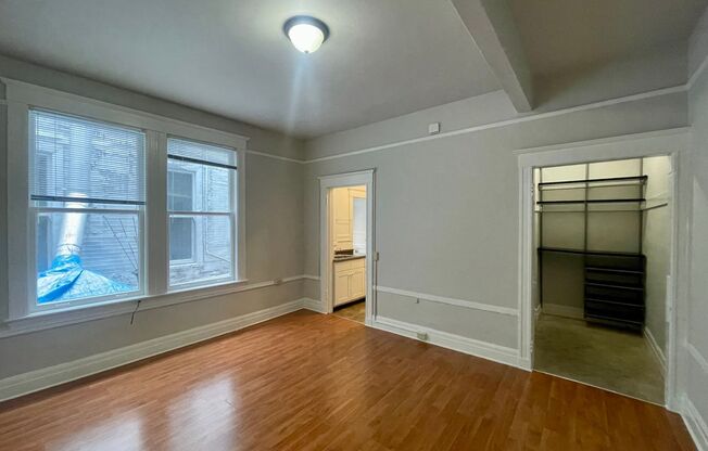 Studio, 1 bath, 356 sqft, $1,395