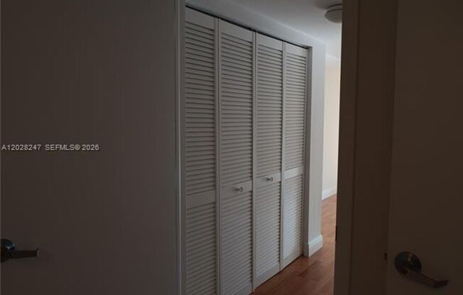 2 beds, 2 baths, $3,800, Unit # 2310