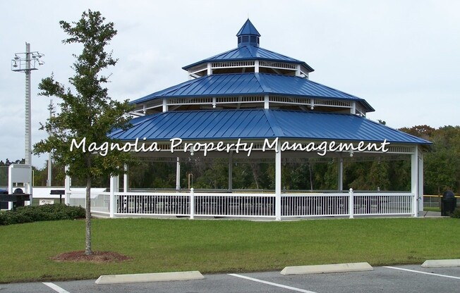 3 beds, 2 baths, $2,050