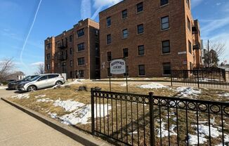 4-7 Sherborn Court 463-475 Broadway