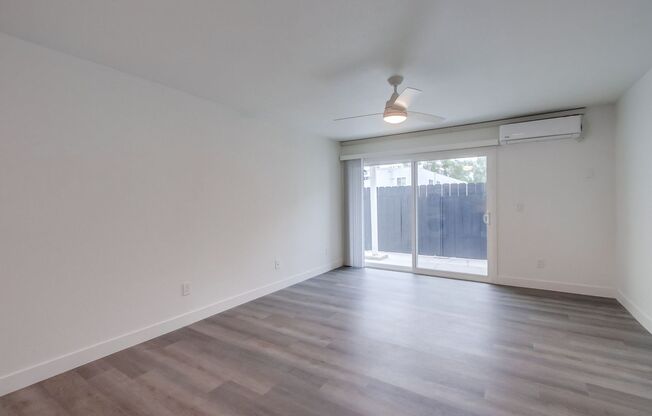 1 bed, 1 bath, 576 sqft, $2,495, Unit 6