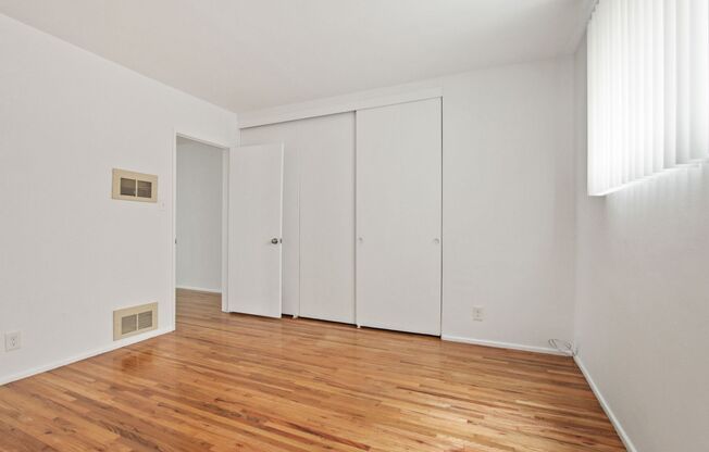 10910 Santa Monica Blvd - Prime Westwood location!