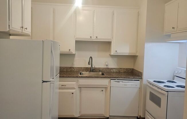 Parkhills Place Holdings LLC