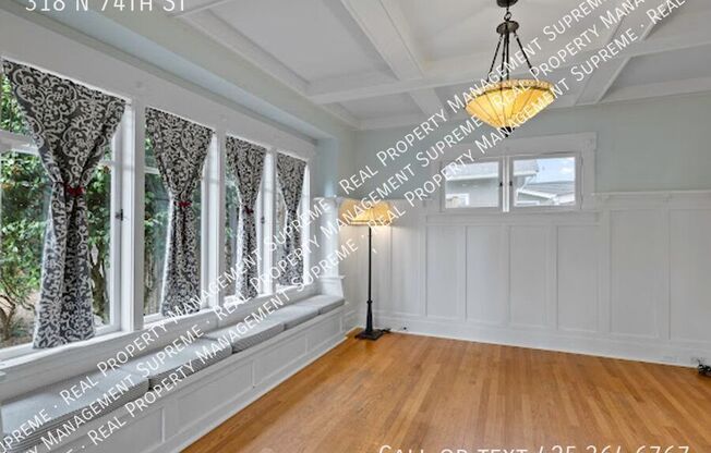 318 N 74 ST