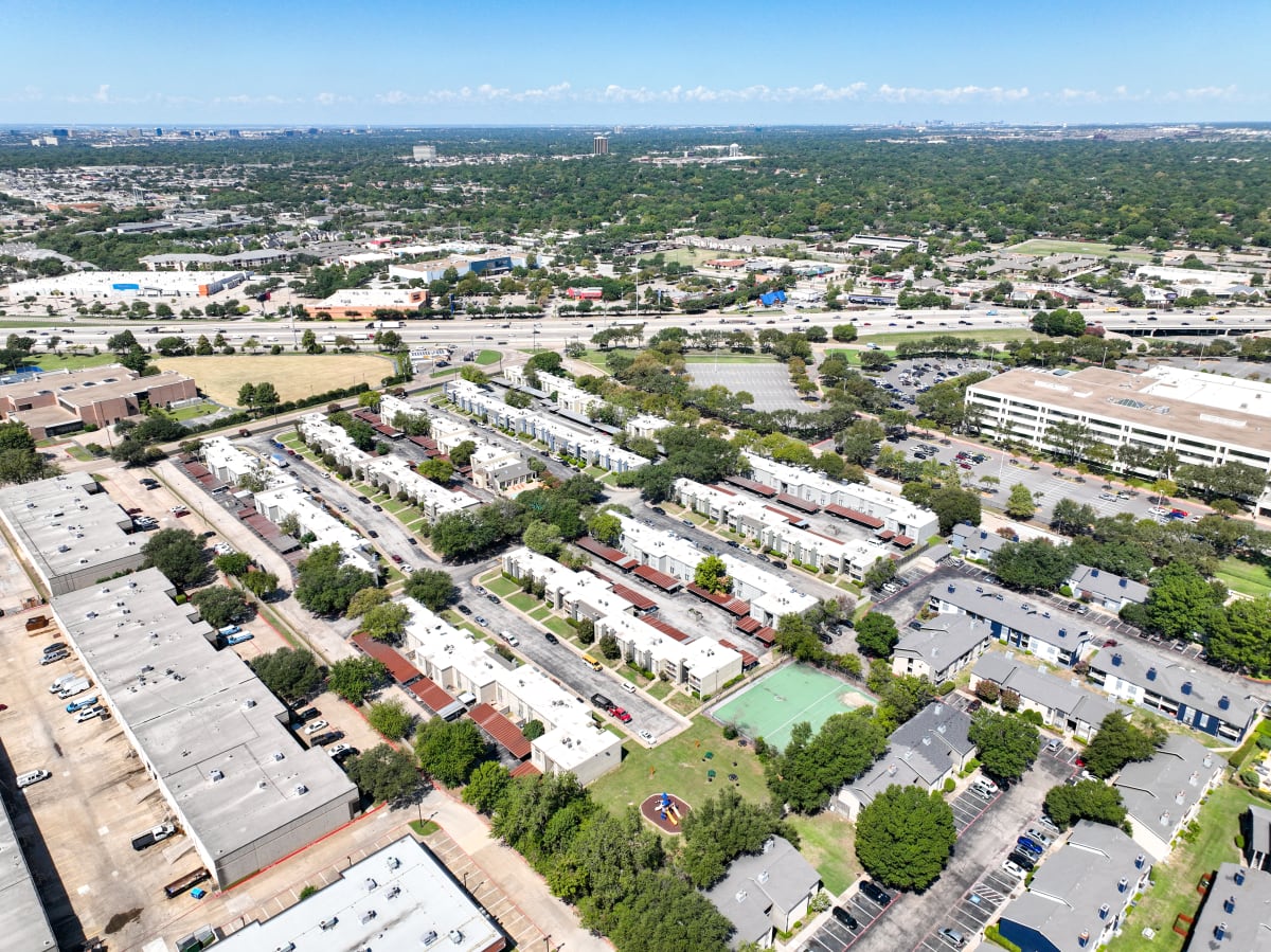 Falls on Clearwood Apartments - Richardson, TX | ApartmentAdvisor