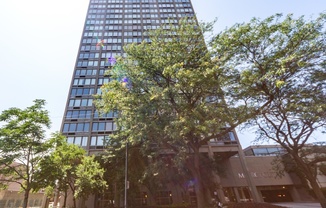 5320 North Sheridan Road