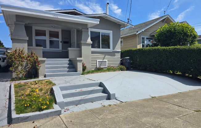 Upgraded Single Story Home in Oakland ....