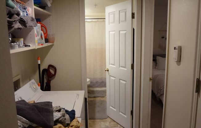 Perfect One Bedroom next to Provo Rec Center, Park and near Utah Valley Hospital.