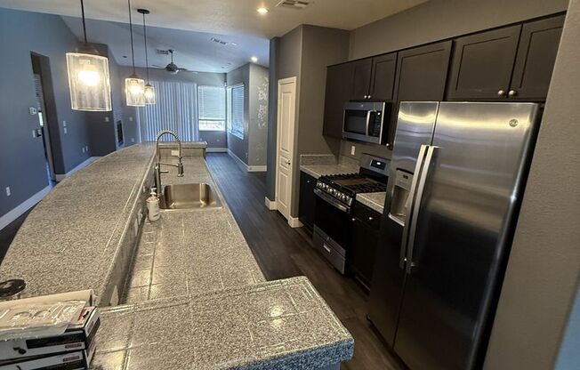 2 beds, 2 baths, $1,895, Unit # 204