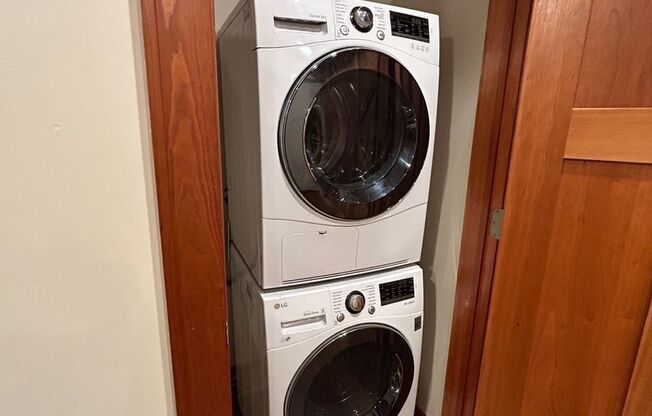 1 bed, 1 bath, 750 sqft, $1,550, Unit 108