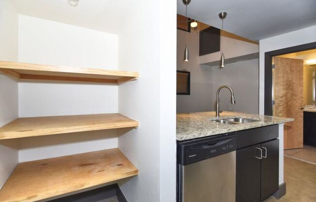 1 bed, 1 bath, 570 sqft, $1,099, Unit 3110