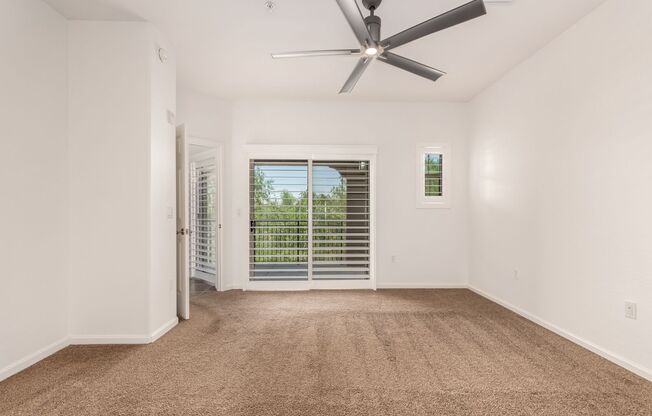 2 beds, 2 baths, $2,900, Unit # 1076