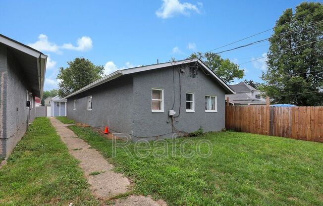 153 WISCONSIN AVE