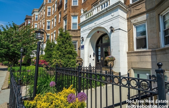 117 Park Dr