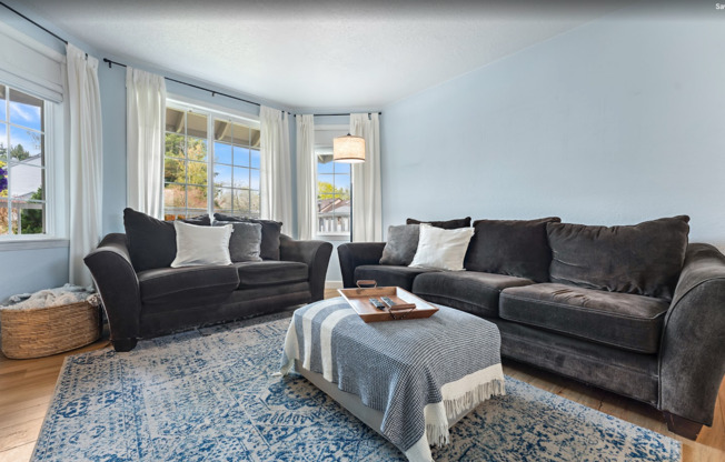 This Beautiful Home, Ideally Situated On A Corner Lot, In The Summerlake Neighborhood Near Progress Ridge Is A Must-See!