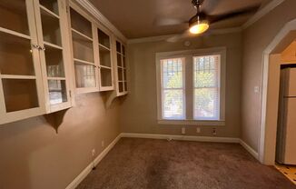 2 beds, 1 bath, $1,595