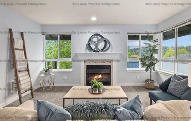Spacious Cambria Hills Condo – Vaulted Ceilings & Great Amenities!