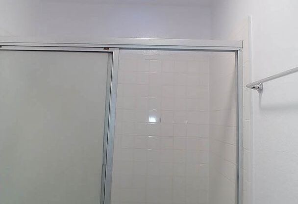 2 beds, 2 baths, 955 sqft, $2,595, Unit 510