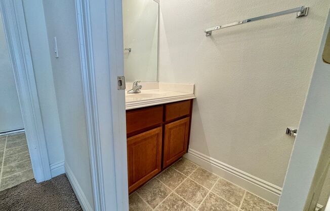 2 beds, 2.5 baths, $1,650, Unit # 2