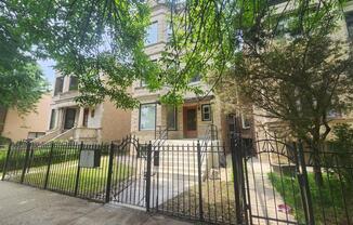 1412 N KEDZIE AVE