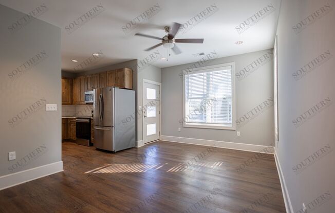 2 beds, 2 baths, 1,000 sqft, $1,400, Unit Suite 44