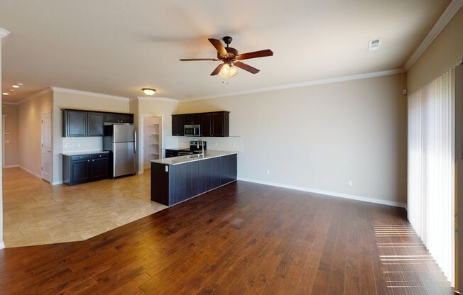 3 beds, 2.5 baths, $1,500