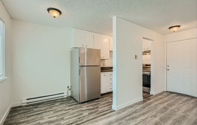 Renovated, Centrally Located 1 Bedroom in White Center!
