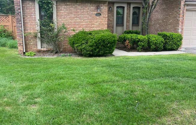 COMING SOON! Charming 3-Bed Home in West Bloomfield –Great schools & Community Pool Access!