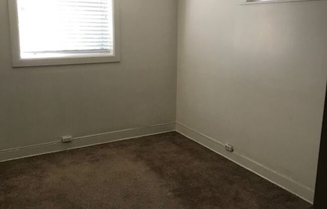 632 Marsh Ave. (down)