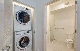 2 beds, 2 baths, 1,297 sqft, $2,677, Unit Annex T04