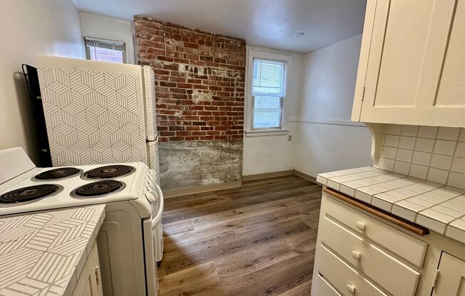 Devoe Apartments