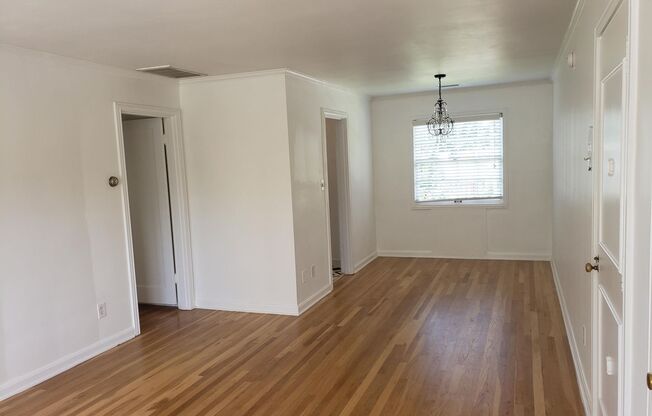 1 bed, 1 bath, 691 sqft, $1,429, Unit 40