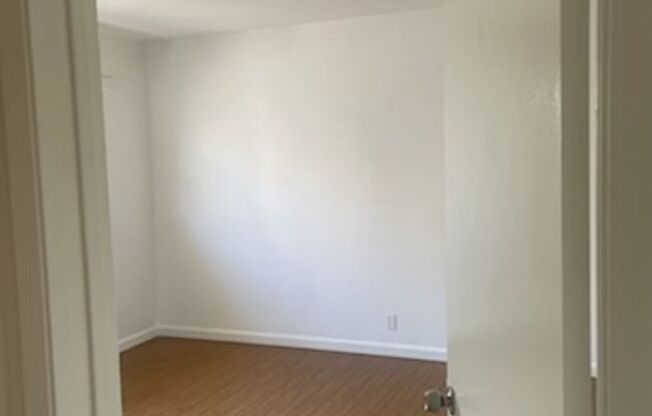 1 bed, 1 bath, $1,998, Unit 06