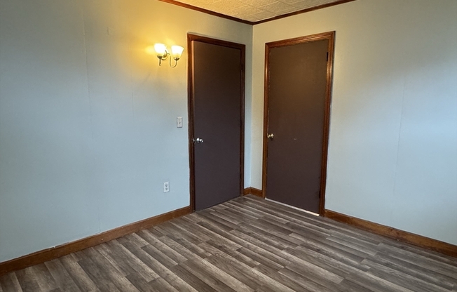 3 beds, 1 bath, 806 sqft, $1,500, Unit 2