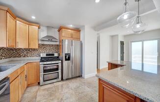 1435 E 80 ST