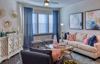 The Lotus at Starkey Ranch apartments in Odessa, FL photo of living room