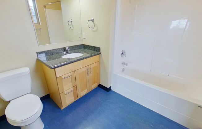 2 beds, 2 baths, 1,386 sqft, $1,675, Unit #19
