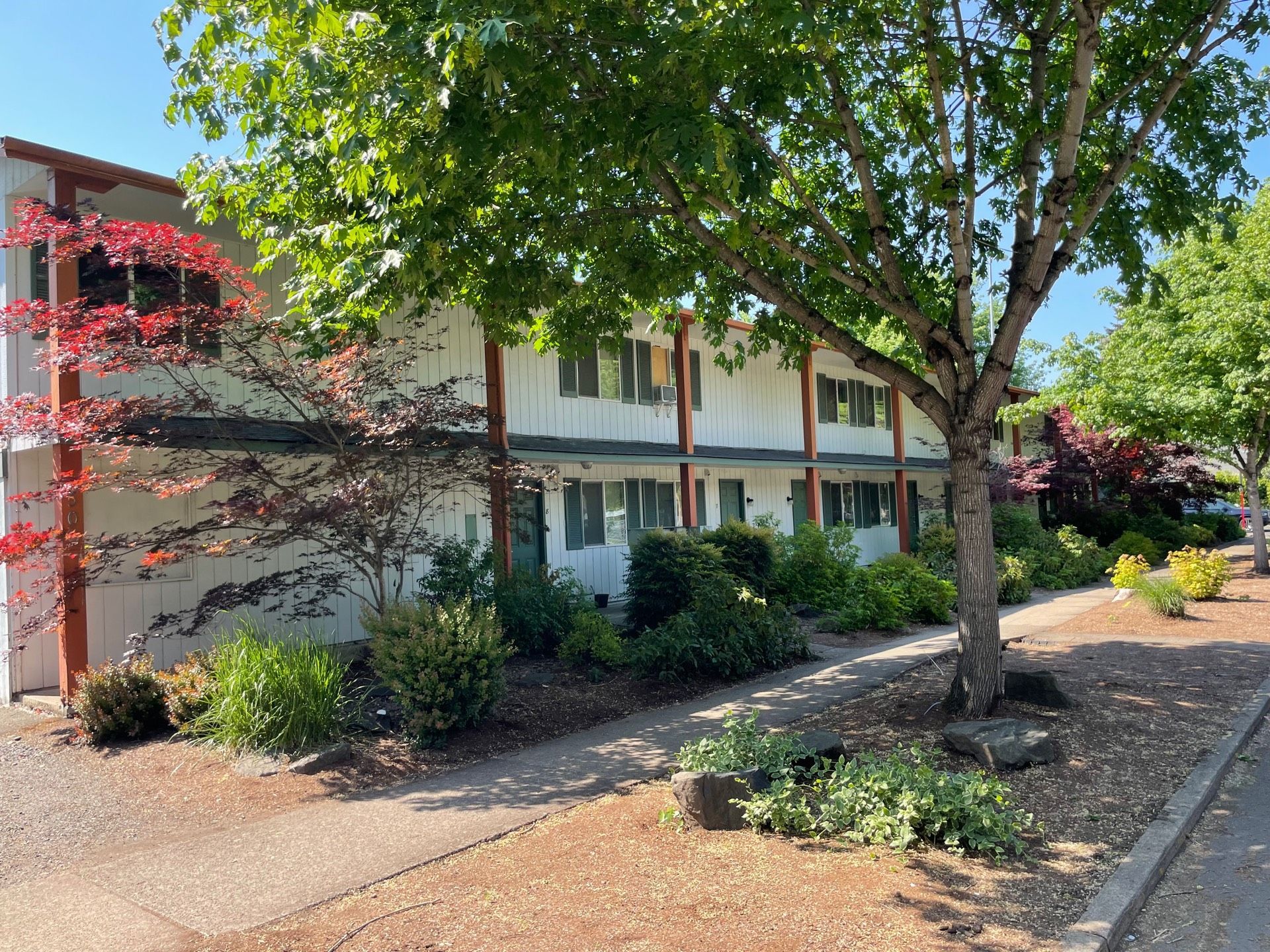 2 Bedroom / 1 Bath - Pet Friendly & in the Whitaker Neighborhood