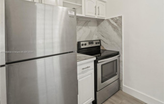 445 NE 121 ST