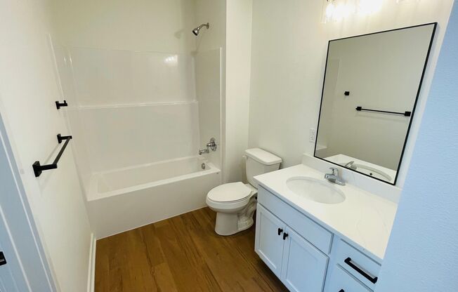 1 bed, 1 bath, 715 sqft, $1,125