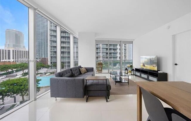 495 Brickell Ave # 1610 (A11991436)