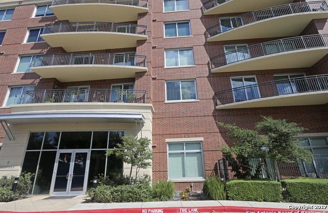 1 bed, 1 bath, $2,050, Unit # 301
