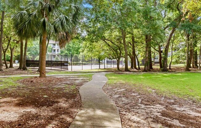 3 beds, 2 baths, 1,394 sqft, $2,850, Unit Daniel Ellis