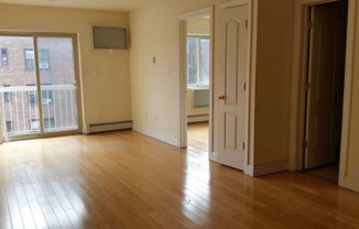 143 35 PERSHING CRES