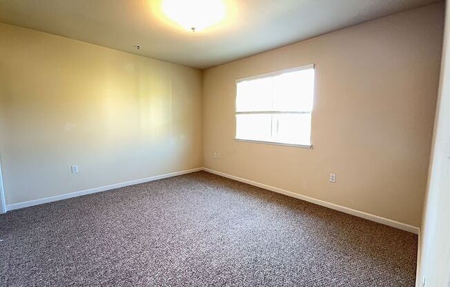 2 beds, 2 baths, $2,800