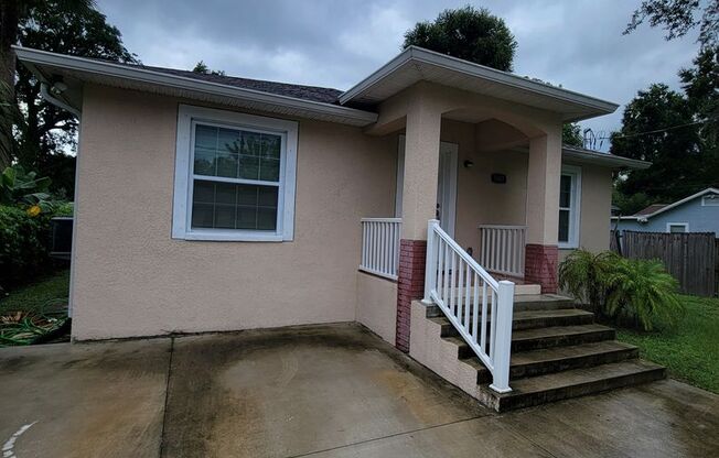 Beautiful Home near Busch Gardens!