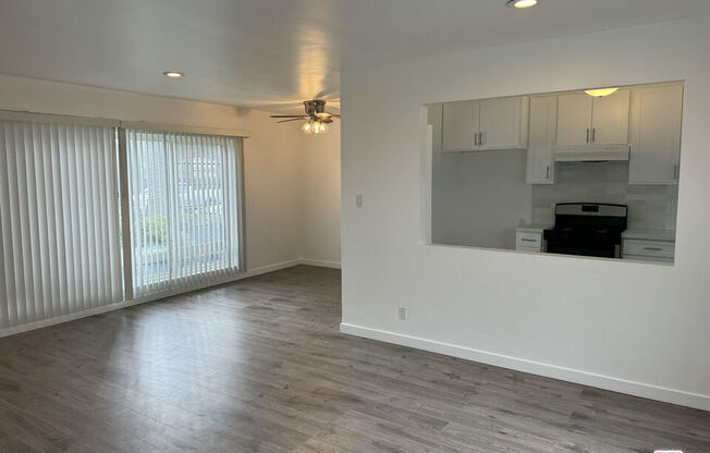 2 beds, 1 bath, $2,400