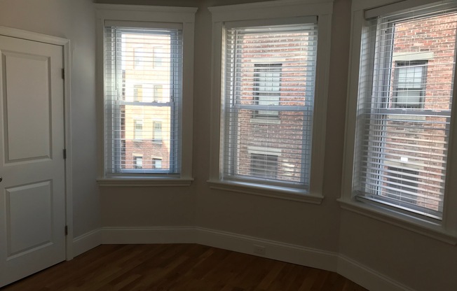 1 bed, 1 bath, 475 sqft, $3,200, Unit 24
